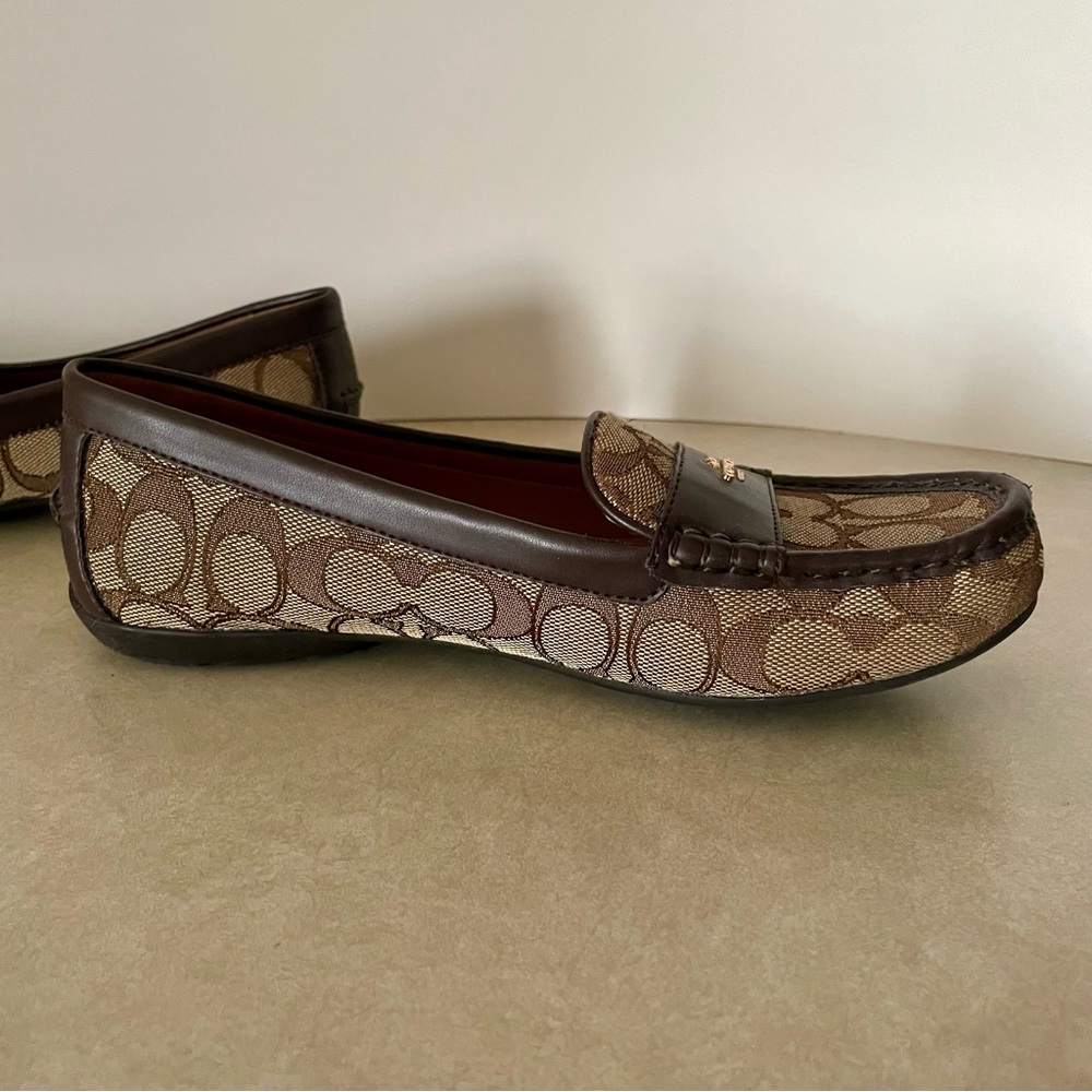 COACH Odette Slip-on Loafers, Flats. Size 7B. Like New. - Picture 5 of 10